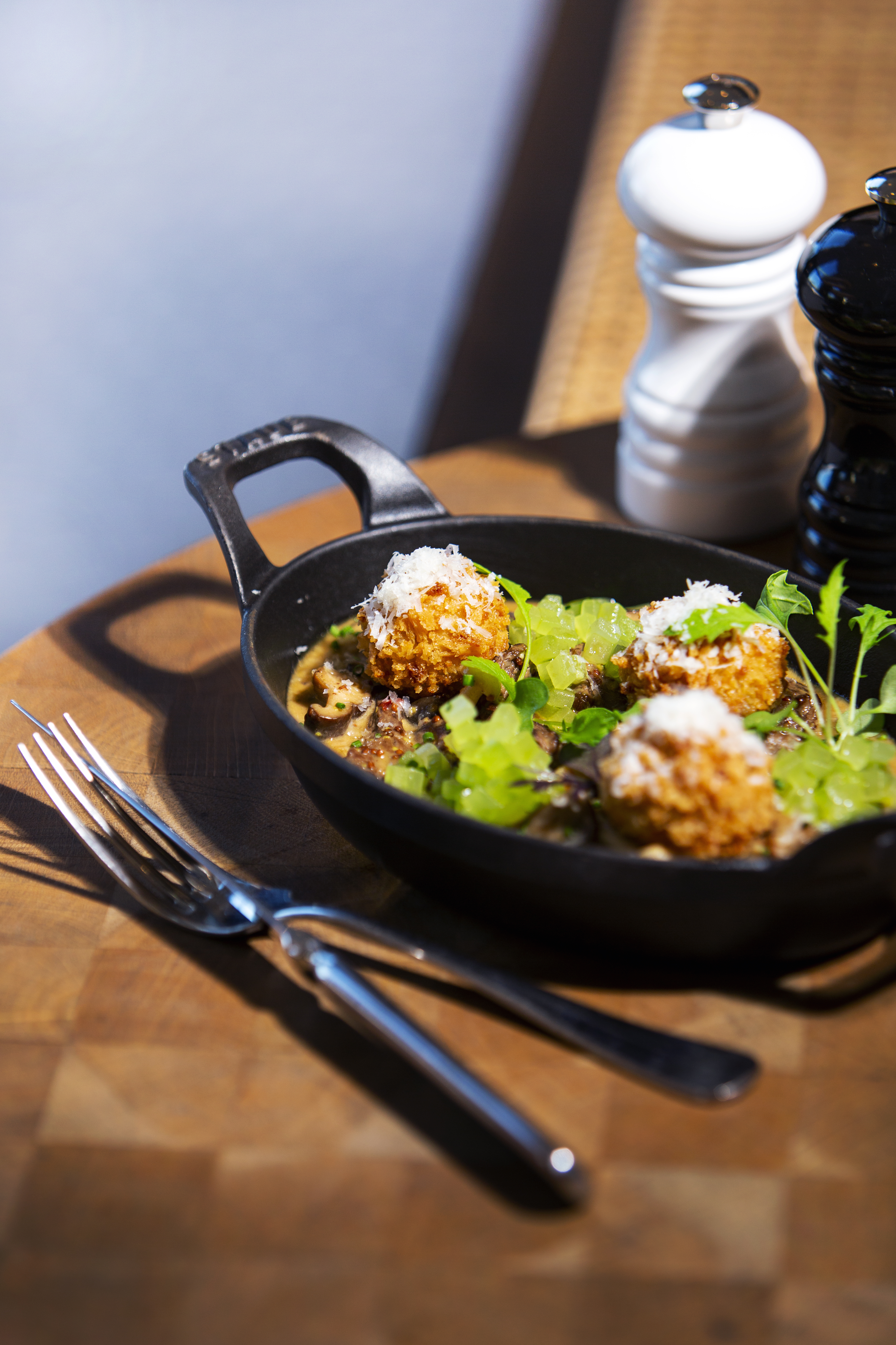 stroganoff_bistro